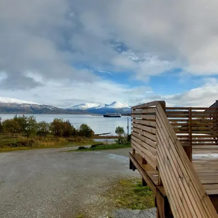 Nyaraló Arctic - Mellomgaard On Southern Kvaloya #sauna & Bbq Hut On Site! *