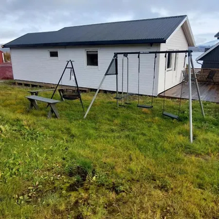 Arctic - Mellomgaard On Southern Kvaloya #sauna & Bbq Hut On Site! Ferienhaus Tromsø