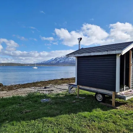 Nyaraló Arctic - Mellomgaard On Southern Kvaloya #sauna & Bbq Hut On Site! *