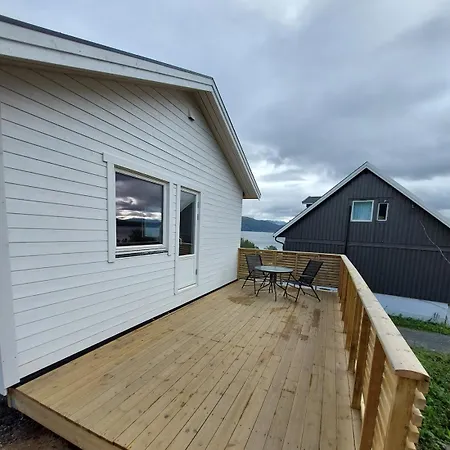 Arctic - Mellomgaard On Southern Kvaloya #sauna & Bbq Hut On Site! Tromso