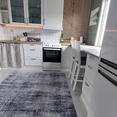 Arctic - Mellomgaard On Southern Kvaloya #sauna & Bbq Hut On Site! Holiday home *