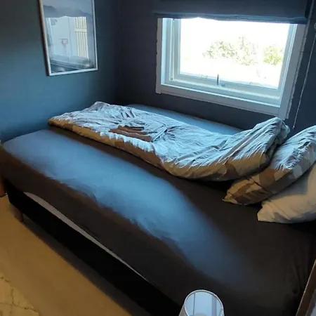 Arctic - Mellomgaard On Southern Kvaloya #sauna & Bbq Hut On Site! Nyaraló *