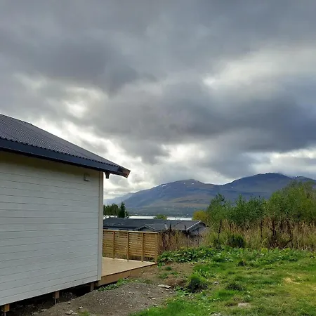 Arctic - Mellomgaard On Southern Kvaloya #sauna & Bbq Hut On Site! Vakantiehuis