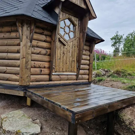 Arctic - Mellomgaard On Southern Kvaloya #sauna & Bbq Hut On Site! Tromsø